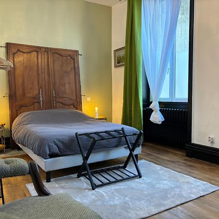 Maison A La Guitarde - Hotel Particulier Hippolyte Châteauroux Kültér fotó