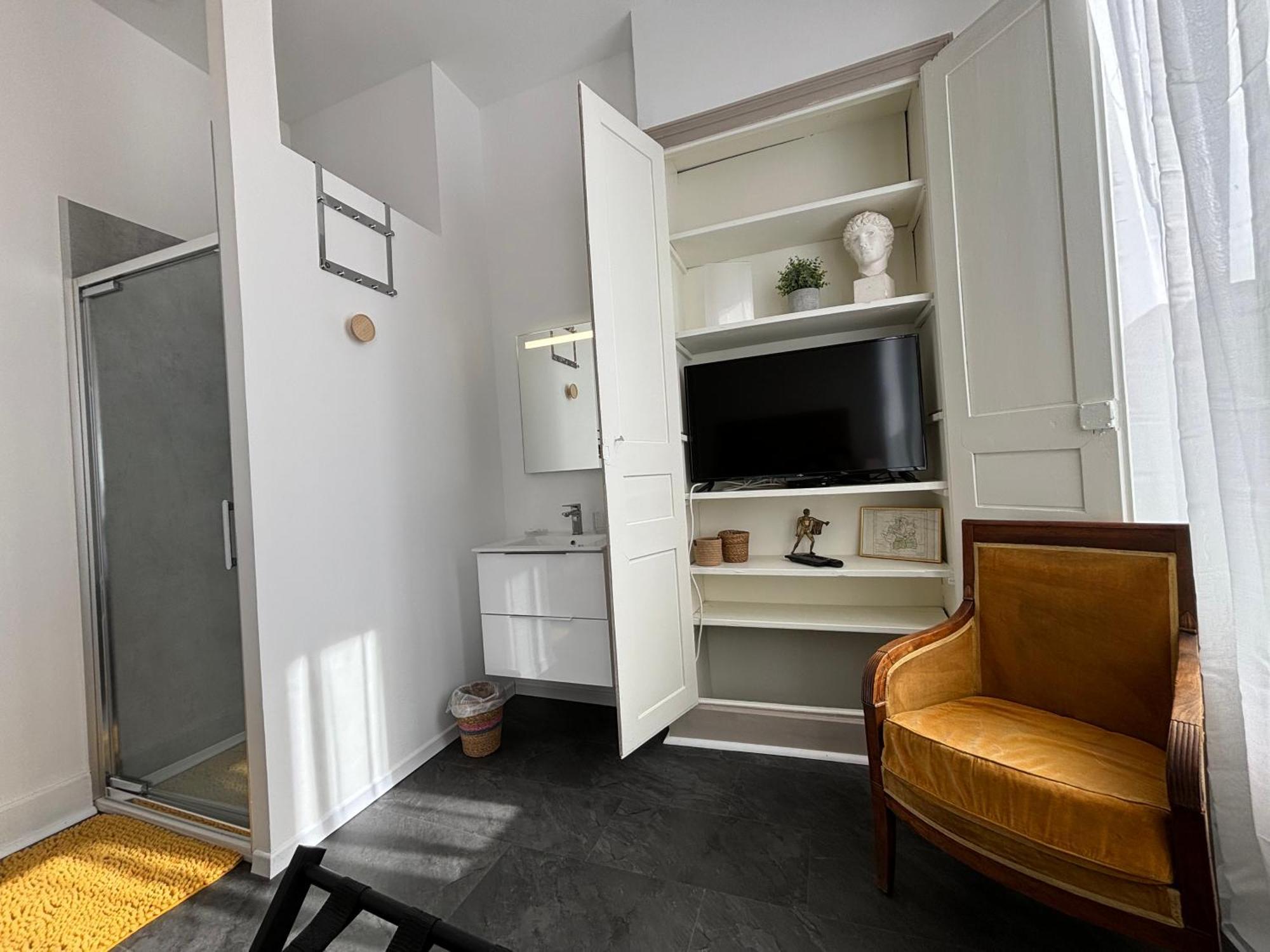 Maison A La Guitarde - Hotel Particulier Hippolyte Châteauroux Kültér fotó