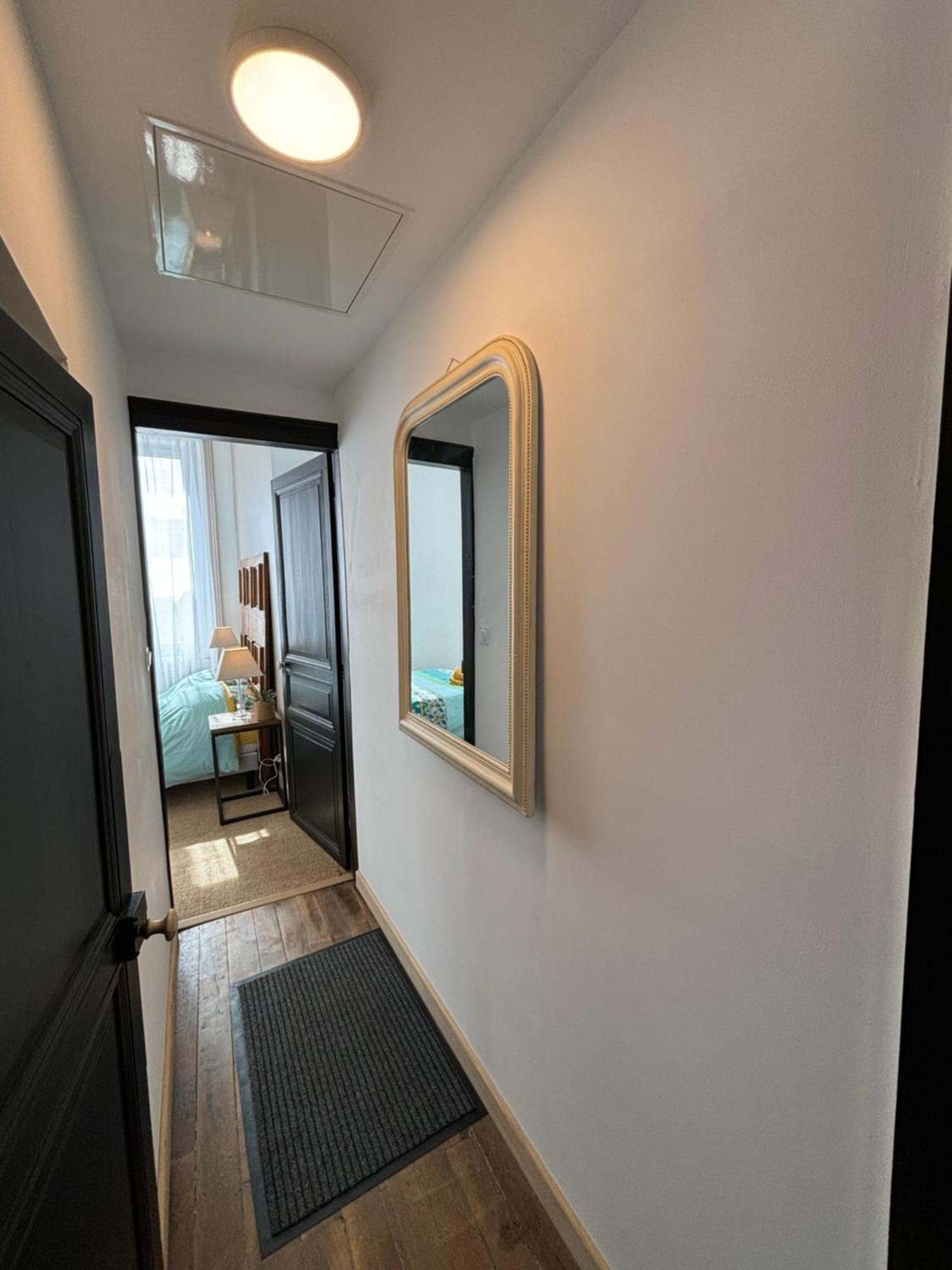 Maison A La Guitarde - Hotel Particulier Hippolyte Châteauroux Kültér fotó