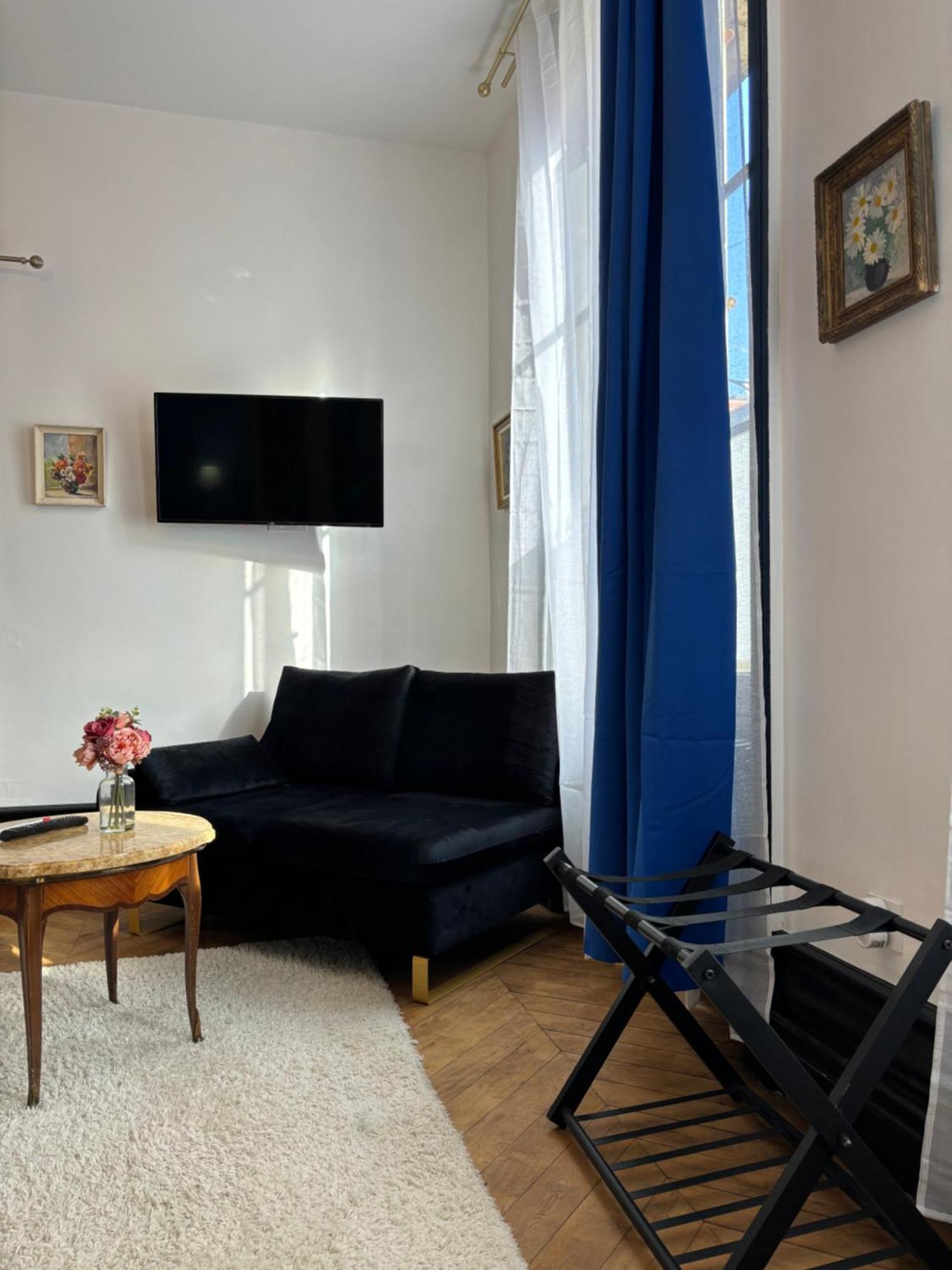 Maison A La Guitarde - Hotel Particulier Hippolyte Châteauroux Kültér fotó